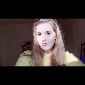Meet your Posher, Ava